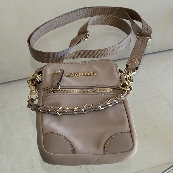 MZ Wallace Tan Crossbody Bag with Adjustable Strap and Everyday Style - Picture 2 of 9